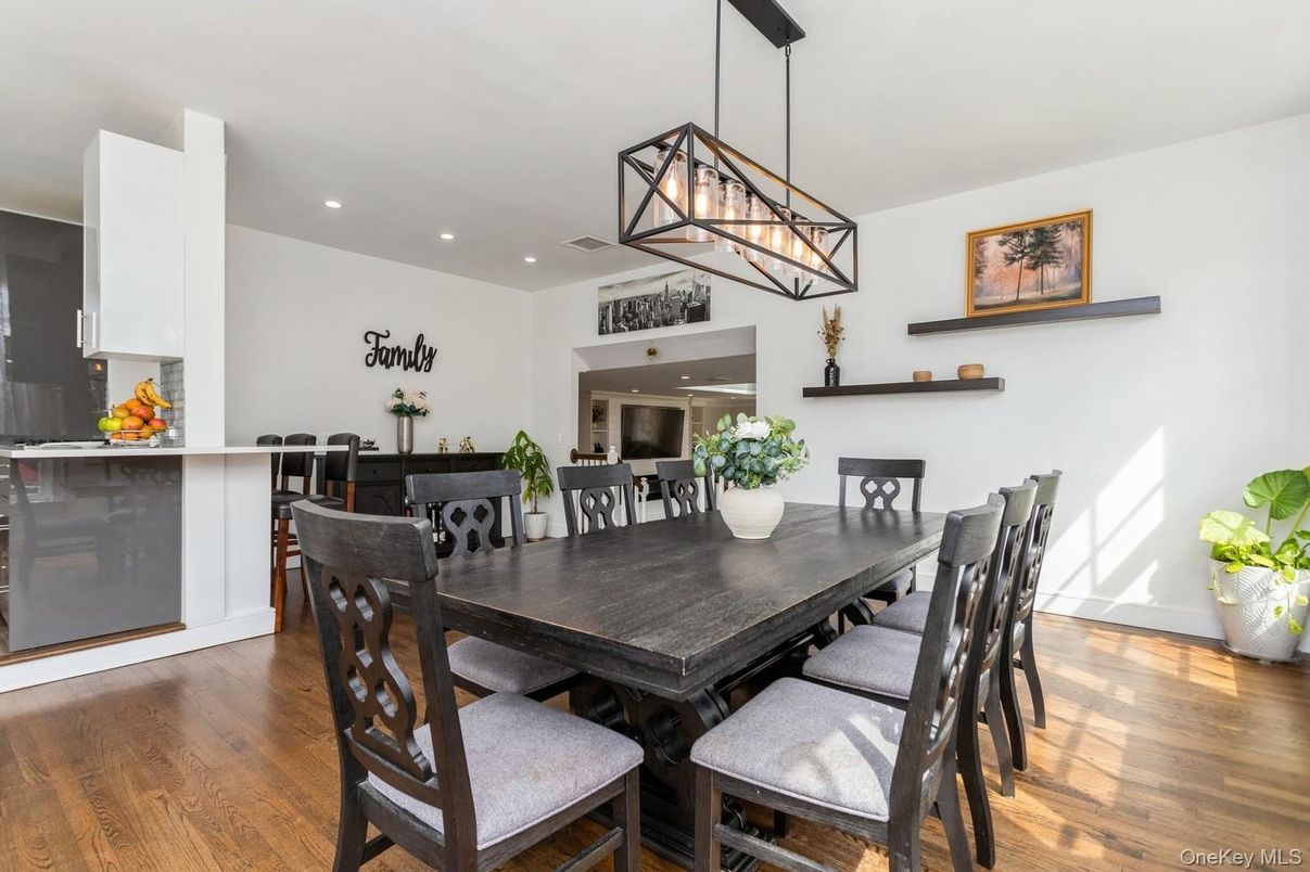 Dining room, Fireplace, Interior, Pendant Lights, Recessed Lighting, Wood Texture Flooring