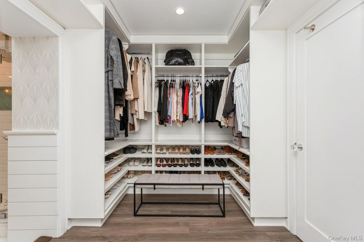 Interior, Recessed Lighting, Walk-in Closets, Wood Texture Flooring