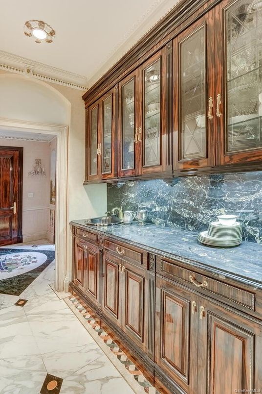 Hot Tub, Interior, Marble