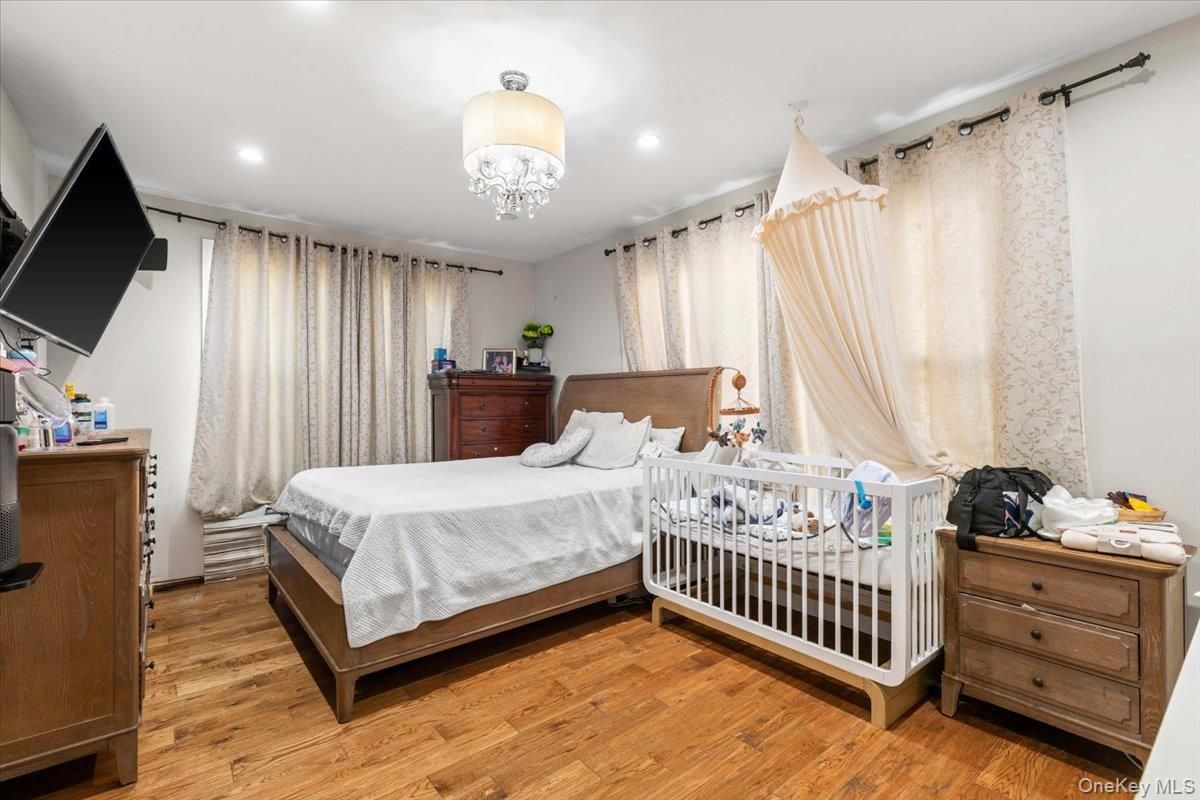 Bedroom, Chandelier, Interior, Recessed Lighting, Wood Texture Flooring