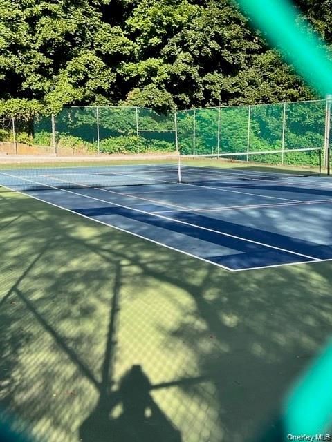 Exterior, Tennis Courts