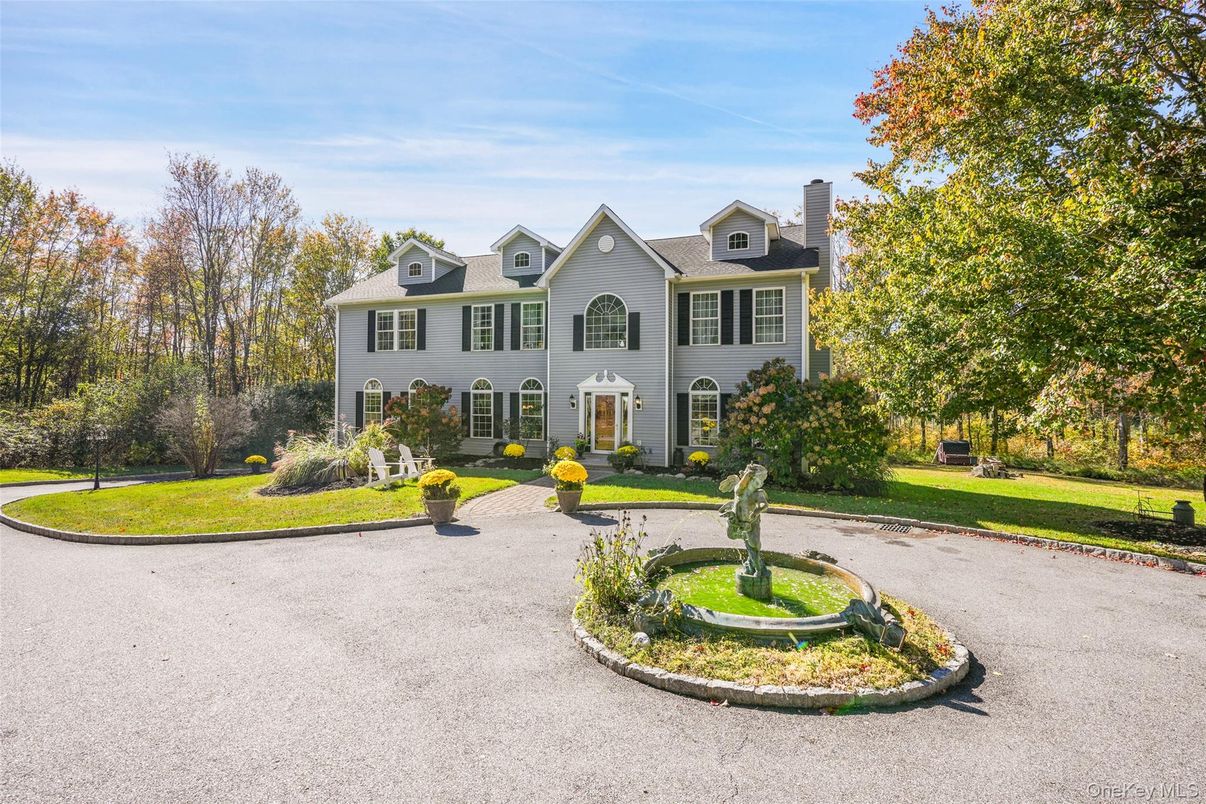 Backyard, Exterior, Facade, Georgian