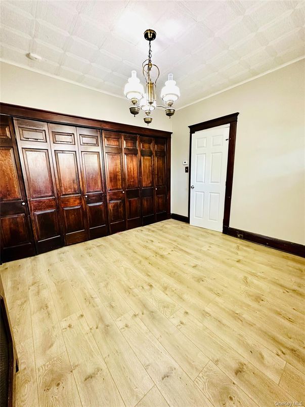 Chandelier, Empty room, Interior, Wood Texture Flooring