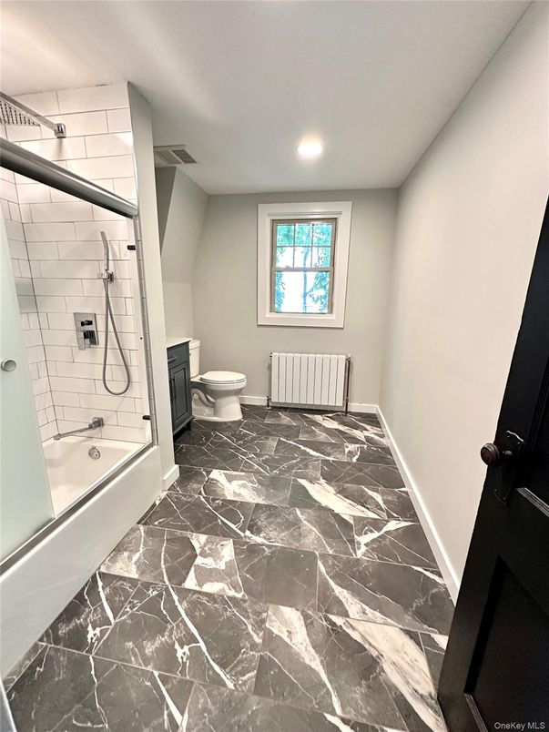 Bathroom, Interior, Marble, Recessed Lighting