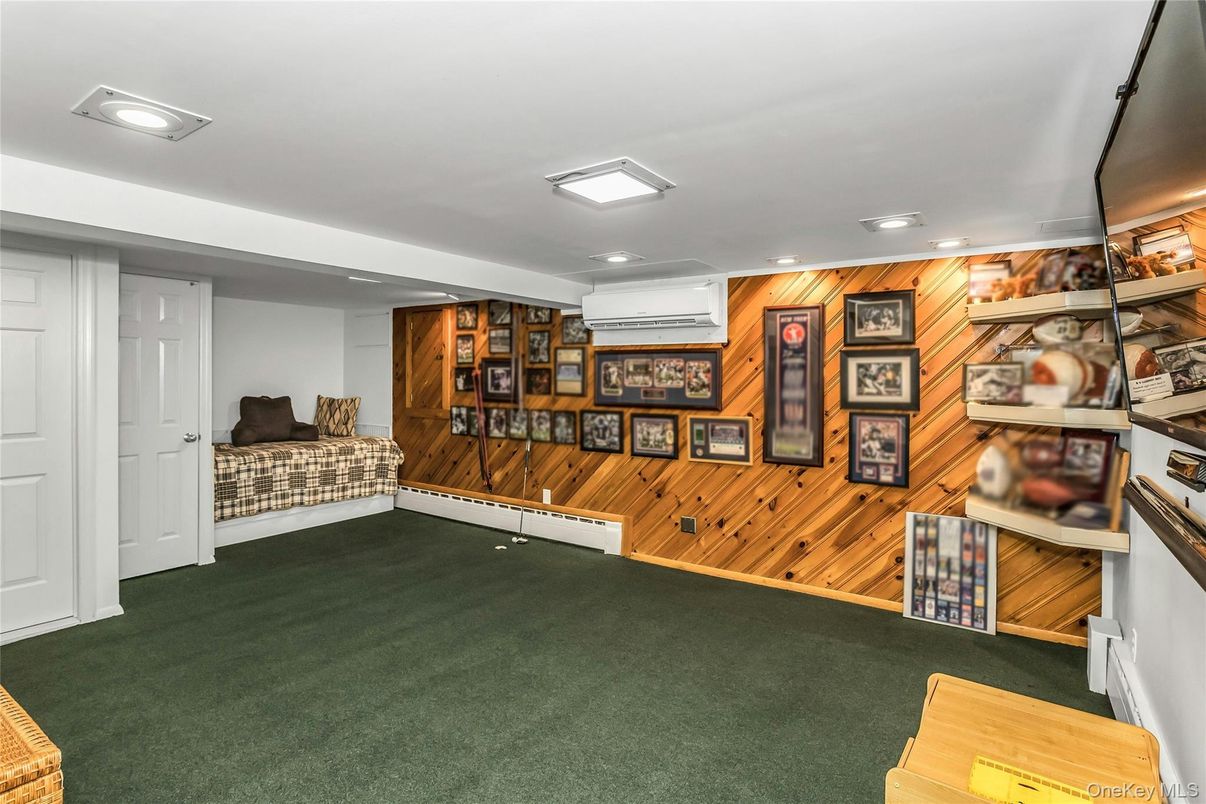 Interior, Recessed Lighting, Wooden Walls