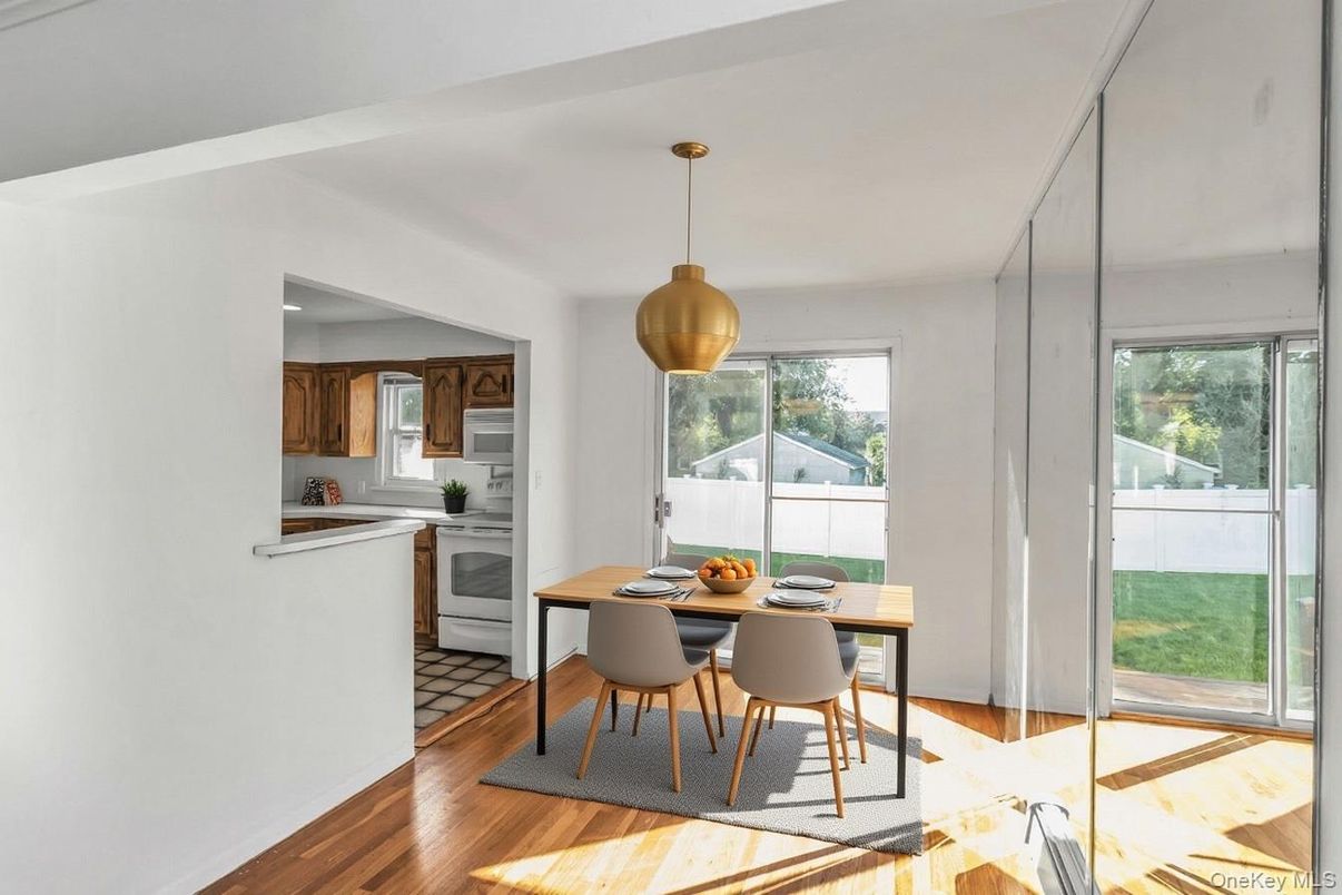 Dining room, Interior, Kitchen, Pendant Lights, Wood Texture Flooring