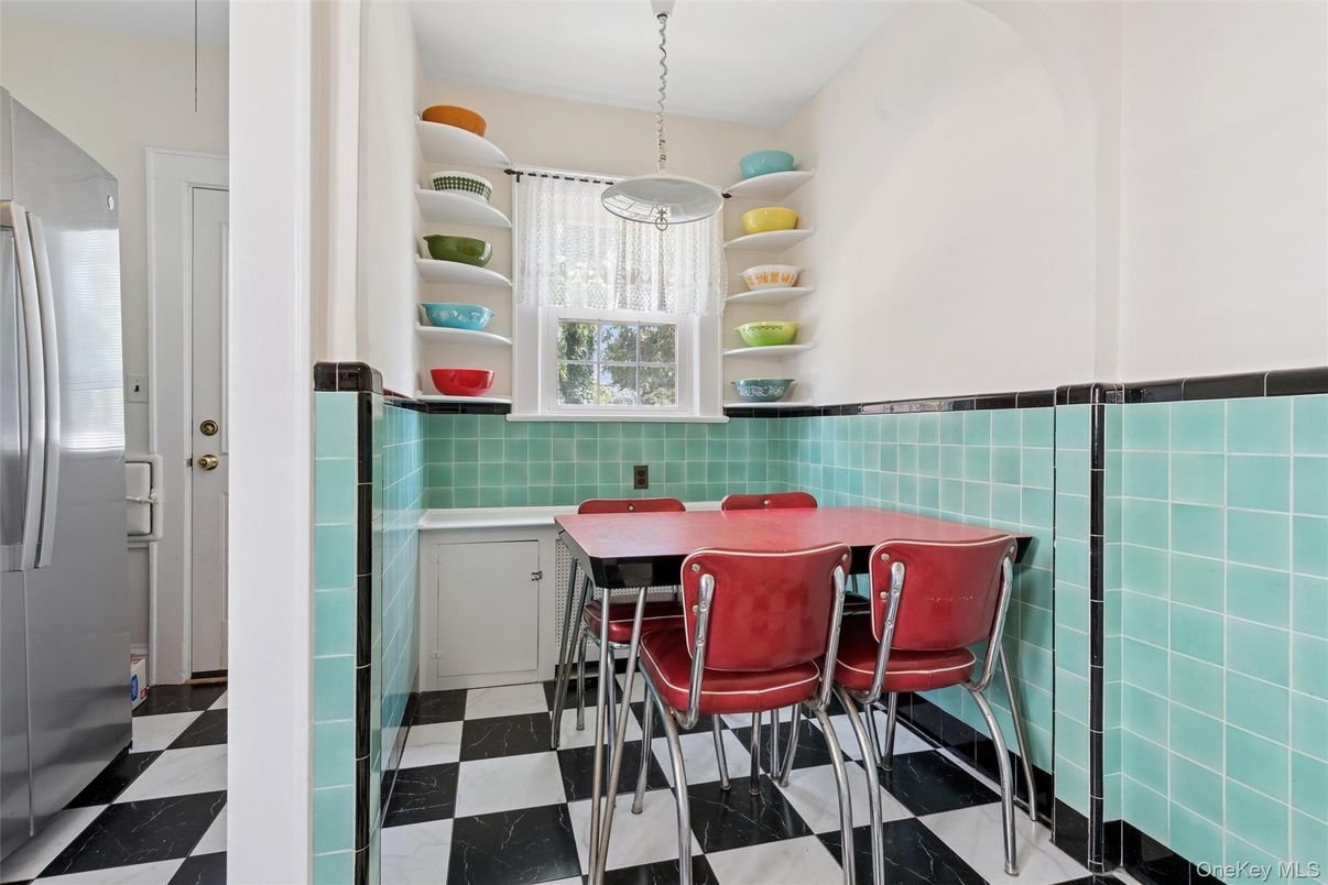 Dining room, Interior, Pendant Lights