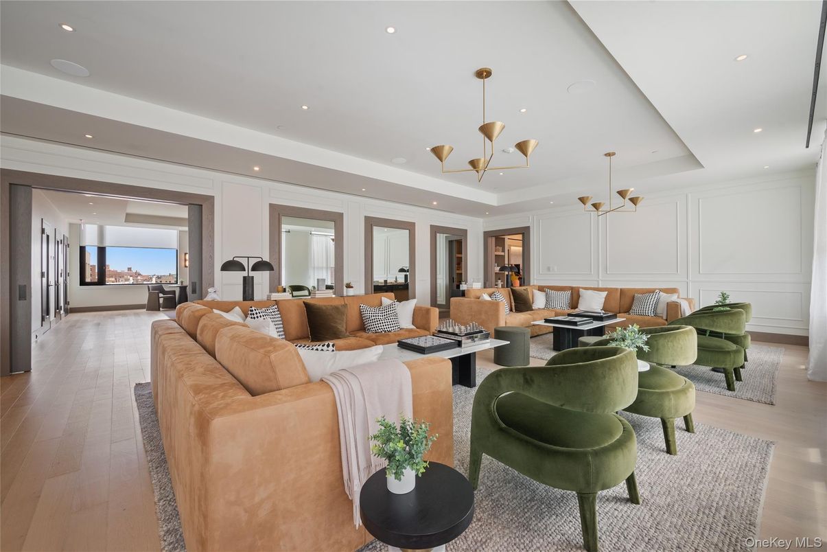 Interior, Living room, Pendant Lights, Recessed Lighting, Water, Wood Texture Flooring