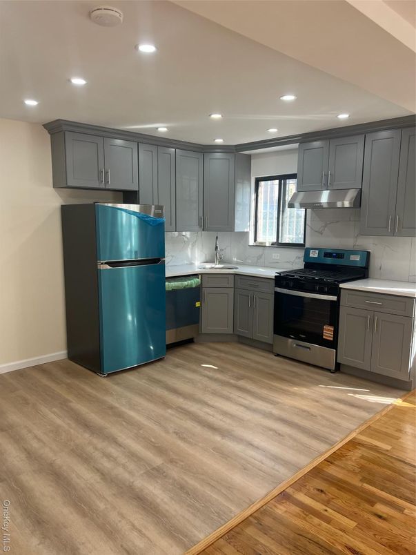 Interior, Kitchen, Recessed Lighting, Stainless Steel Appliances, Wood Texture Flooring