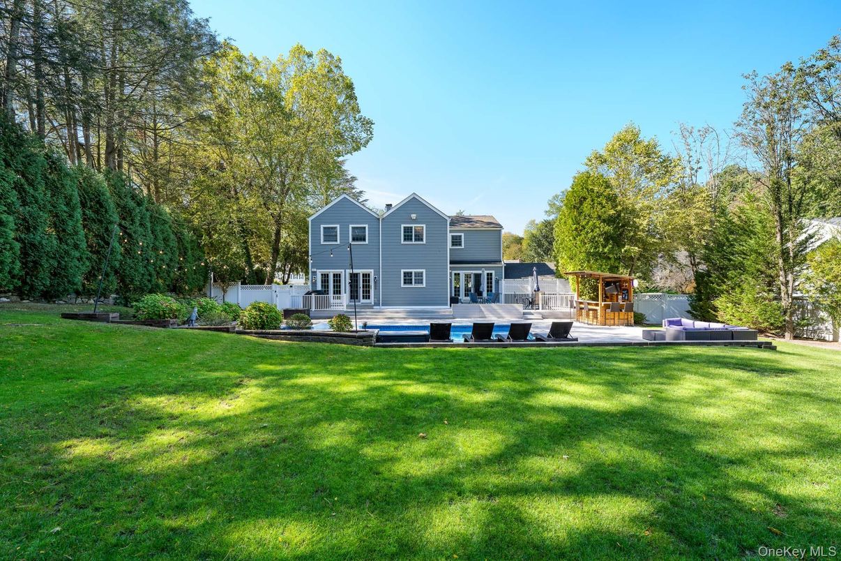 Backyard, Exterior, Playground