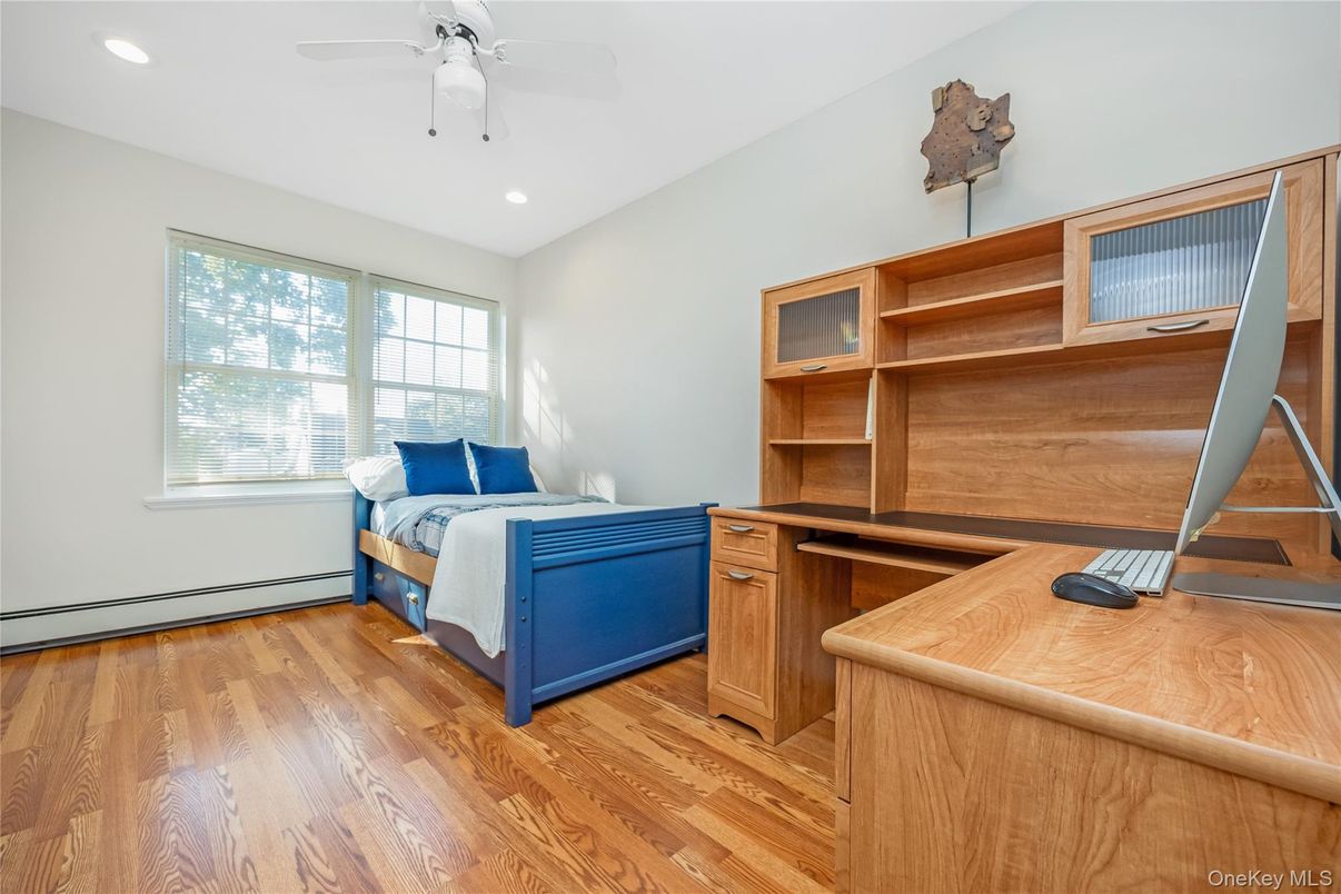 Bedroom, Home Office, Interior, Recessed Lighting, Wood Texture Flooring