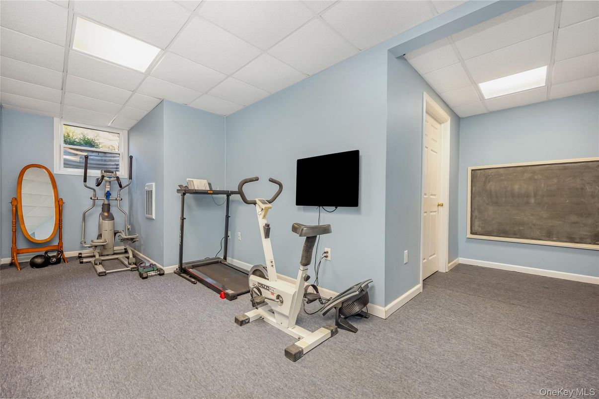 Fitness Equipment, Interior, Recessed Lighting