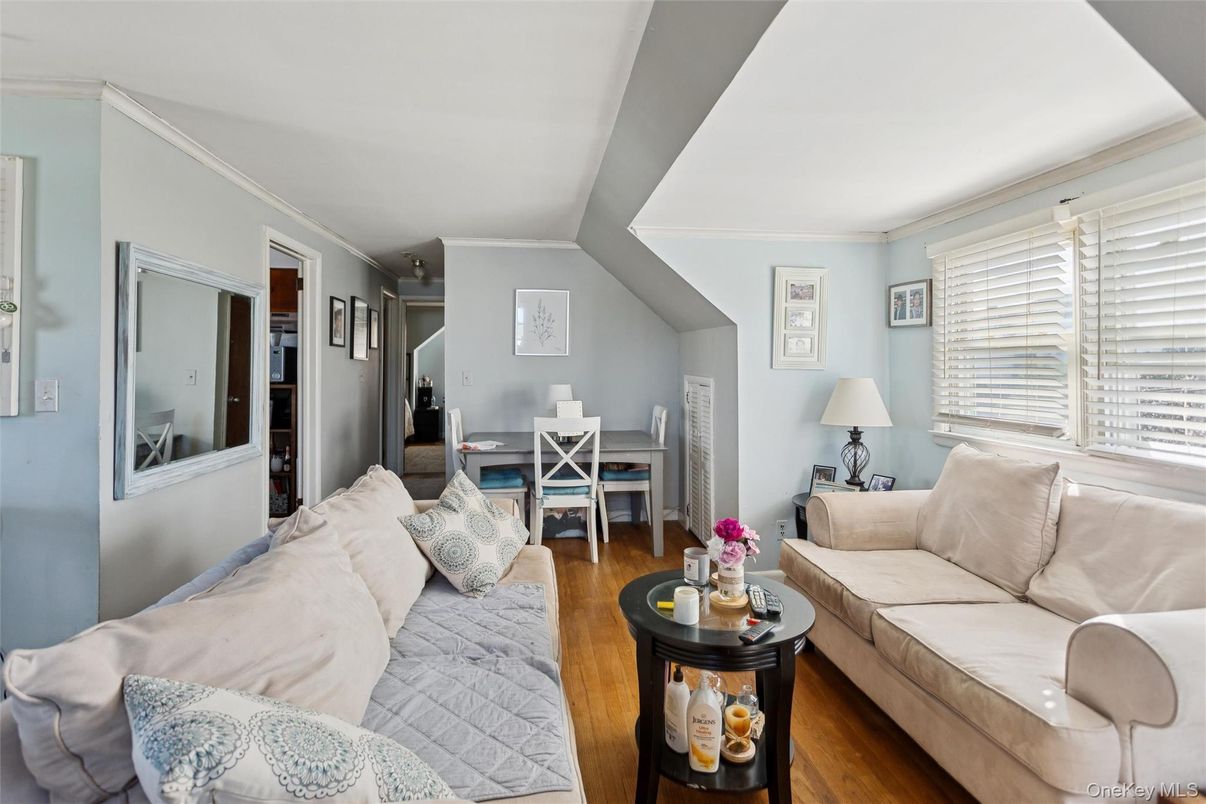 Dining room, Interior, Living room, Wood Texture Flooring