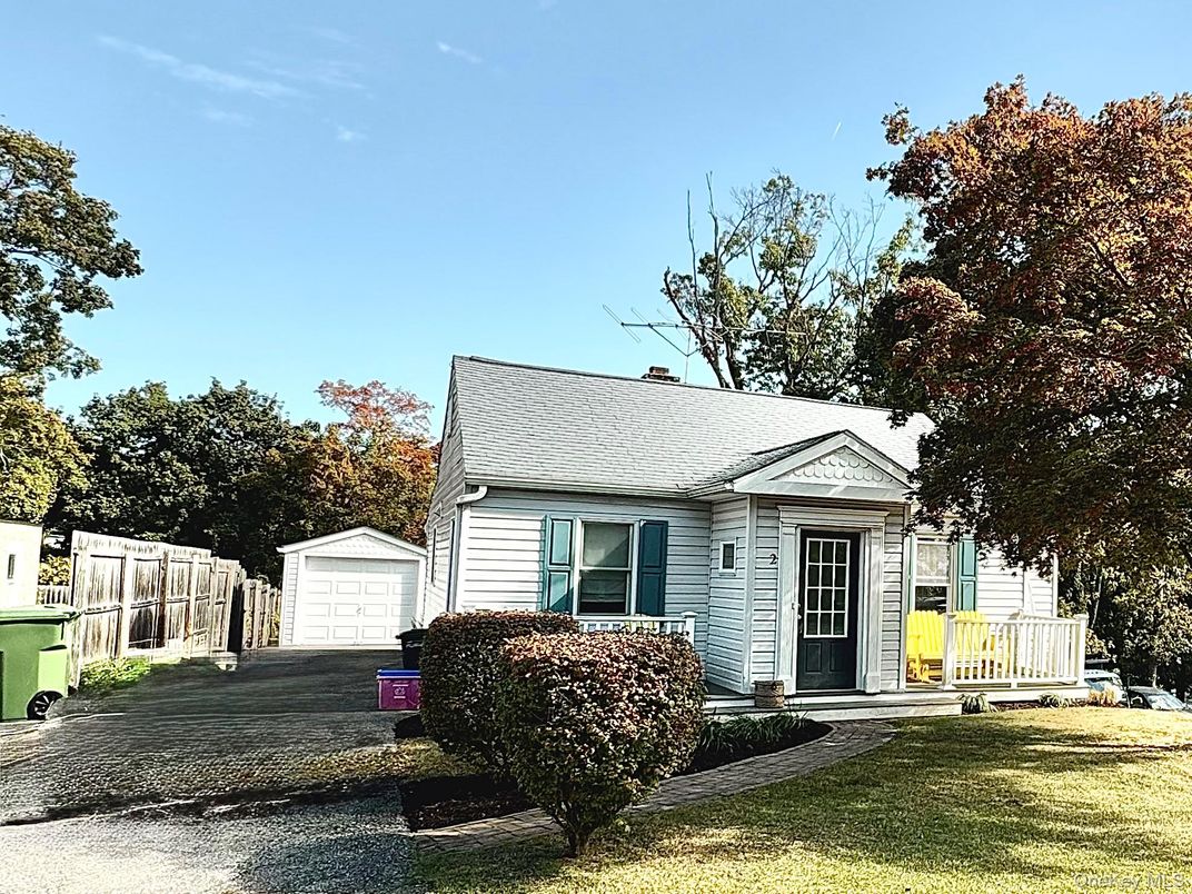 Backyard, Detached Garage, Exterior