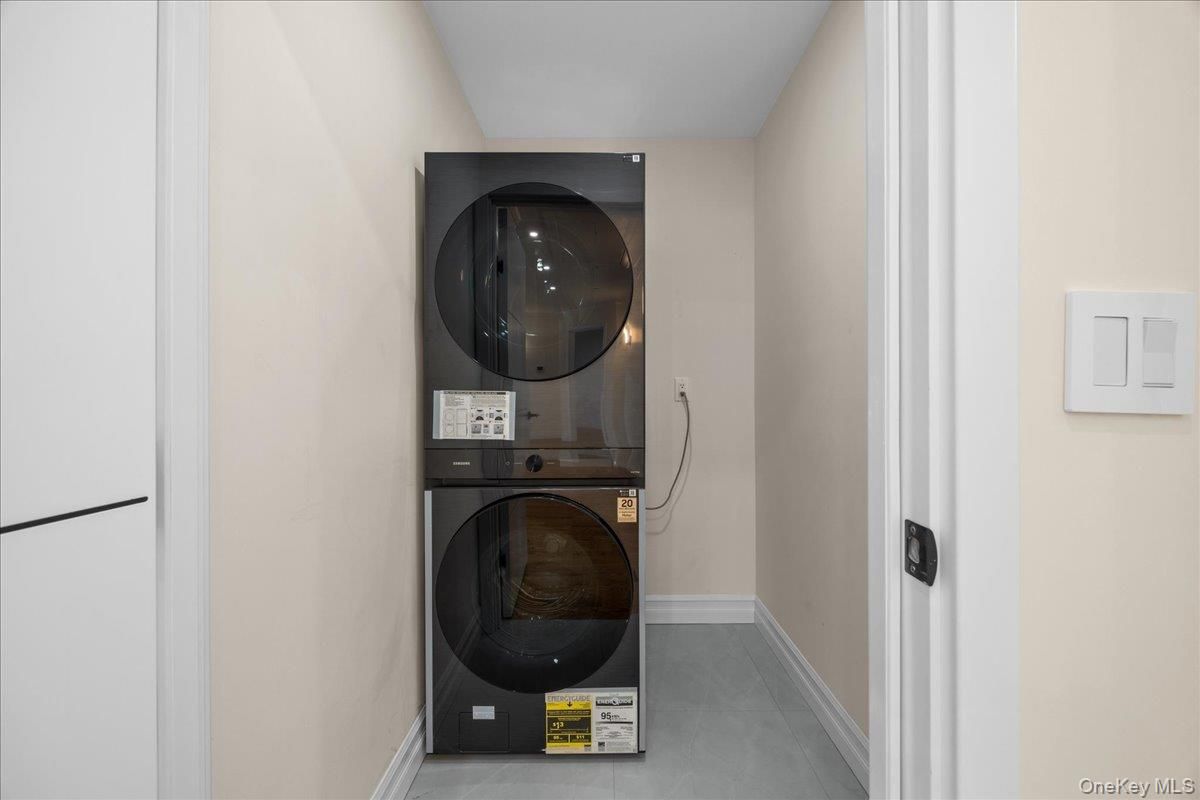 Interior, Utility Closets, Washer