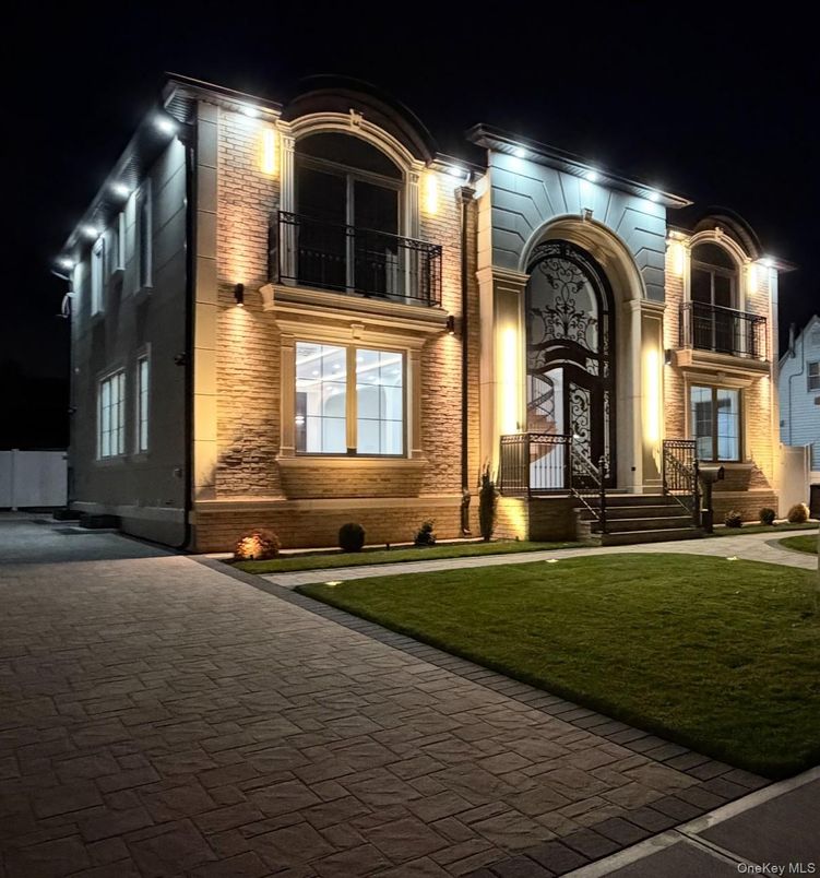 Exterior, Facade, Brick Facade, Mediterranean