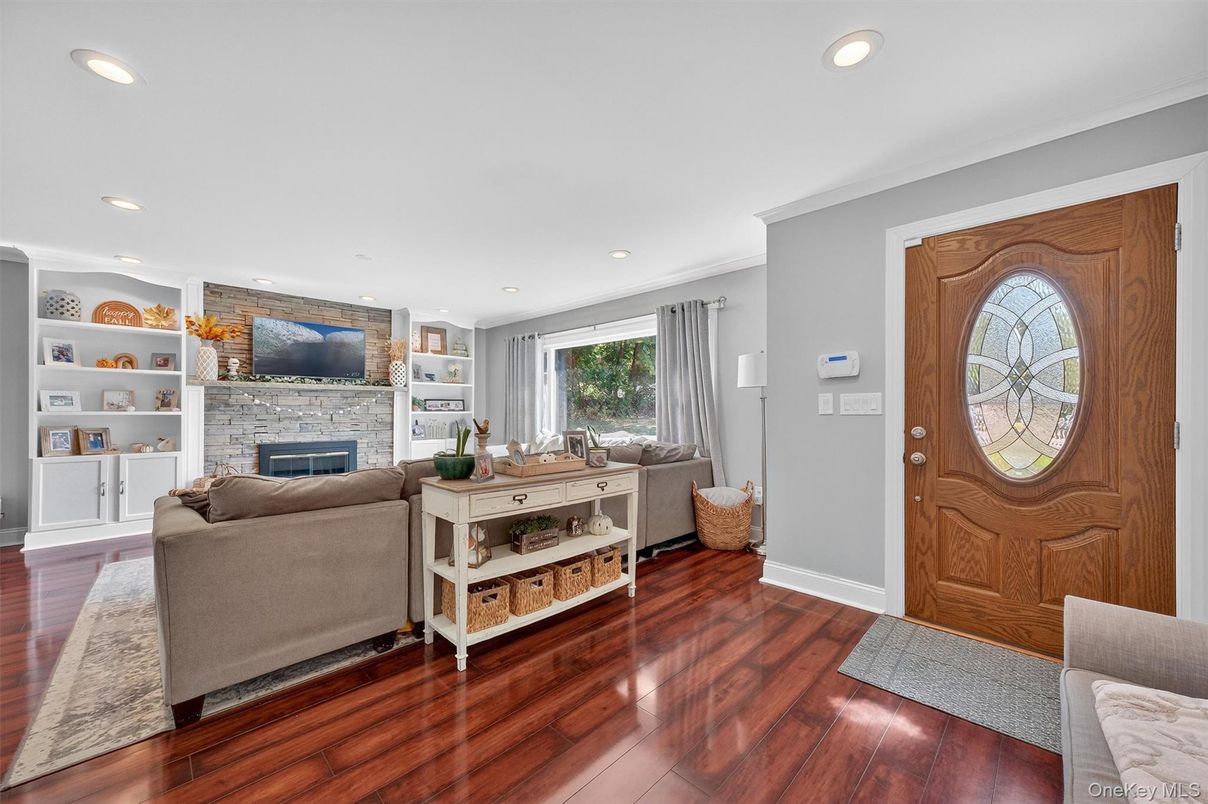 Fireplace, Interior, Living room, Recessed Lighting, Wood Texture Flooring