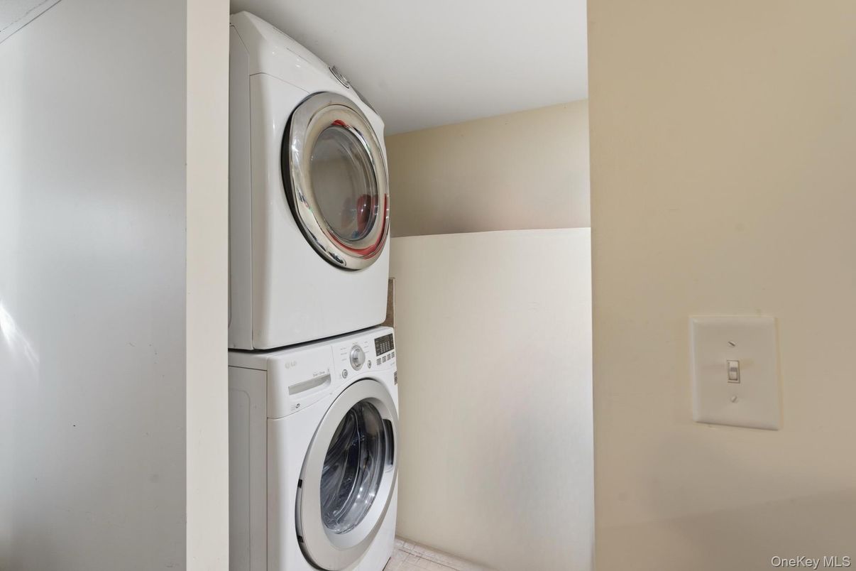 Interior, Utility Closets, Washer