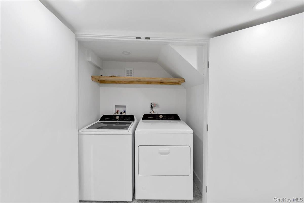 Interior, Recessed Lighting, Utility Closets, Washer