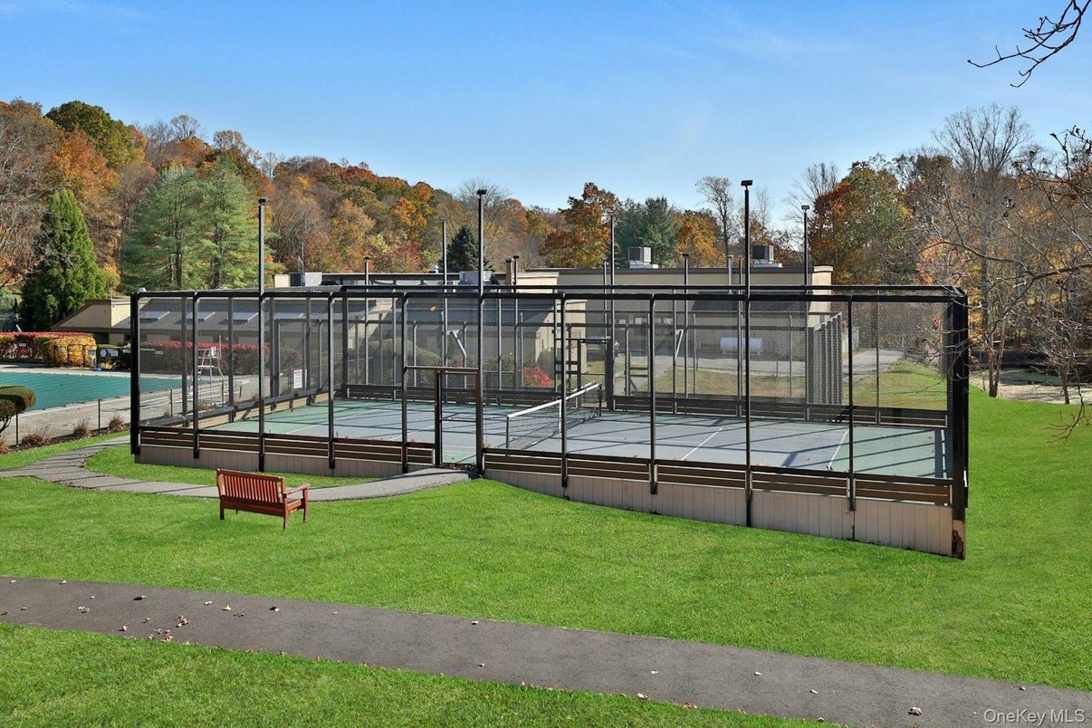 Exterior, Tennis Courts
