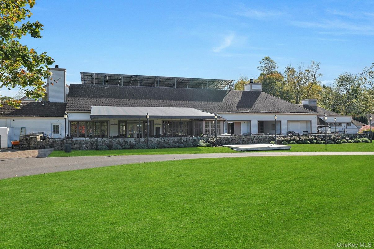 Backyard, Exterior, Facade, Solar Panels, Ranch