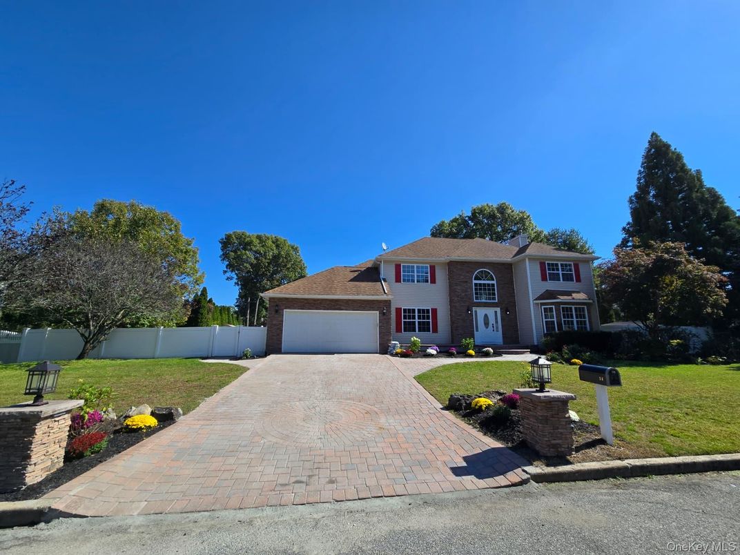 Attached, Backyard, Exterior, Facade, French Provincial