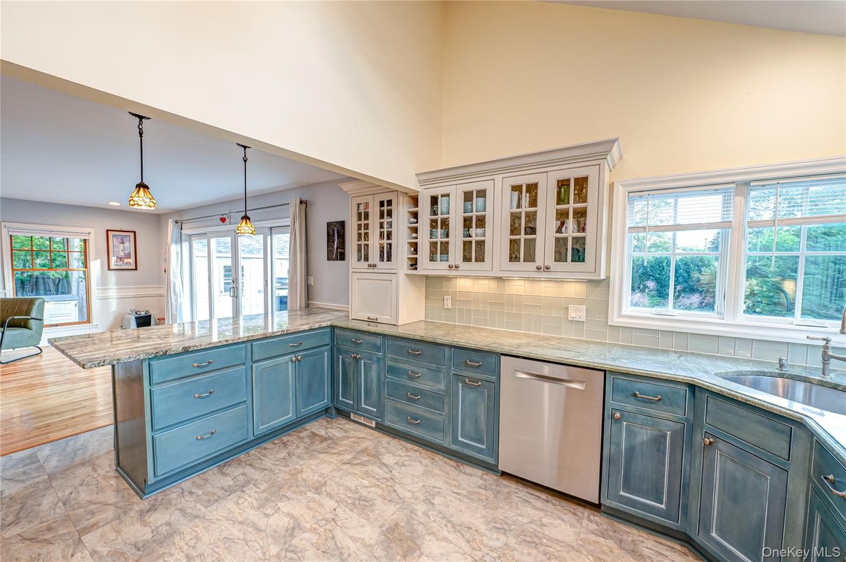 Interior, Kitchen, Marble, Pendant Lights
