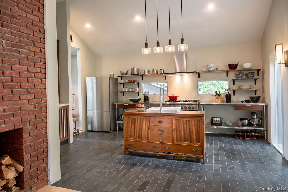 Interior, Kitchen, Pendant Lights, Recessed Lighting, Stone Walls