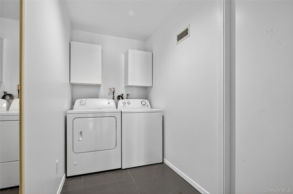 Interior, Utility Closets, Washer