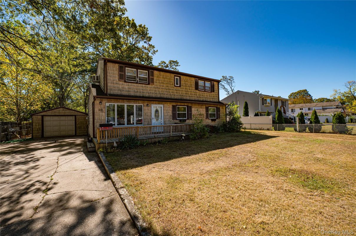 Backyard, Detached Garage, Exterior
