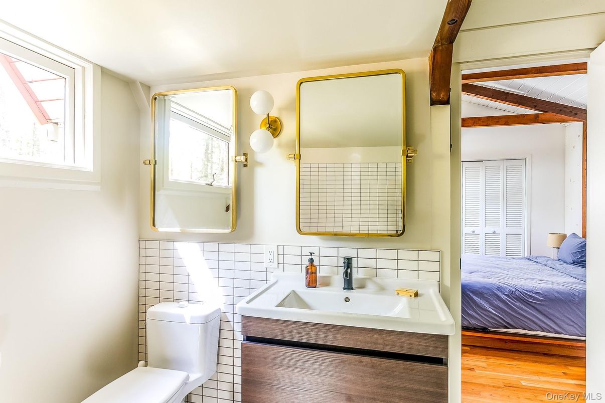 Bathroom, Bedroom, Interior, Wooden Beams, Wood Texture Flooring