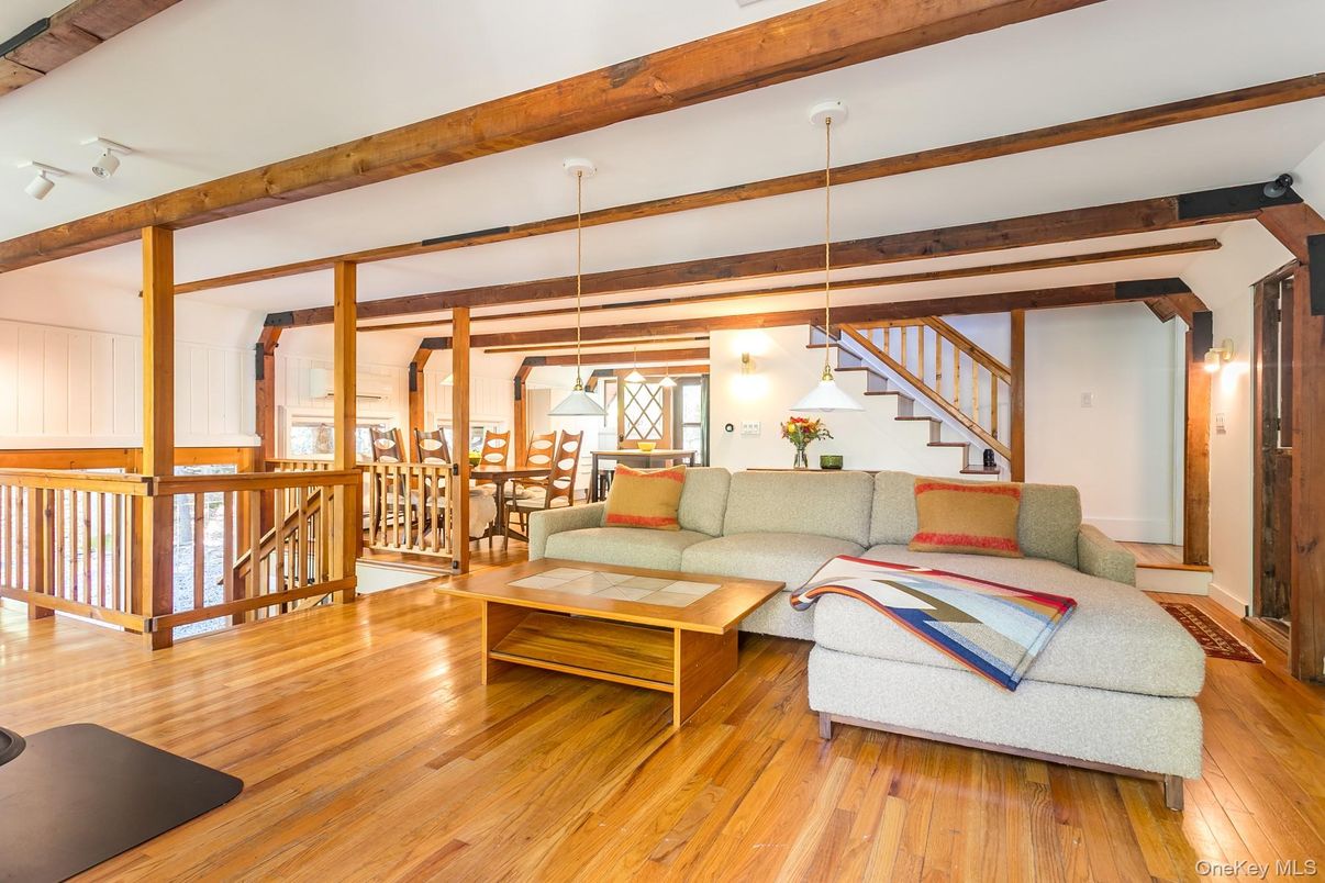 Interior, Living room, Pendant Lights, Wooden Beams, Wood Texture Flooring