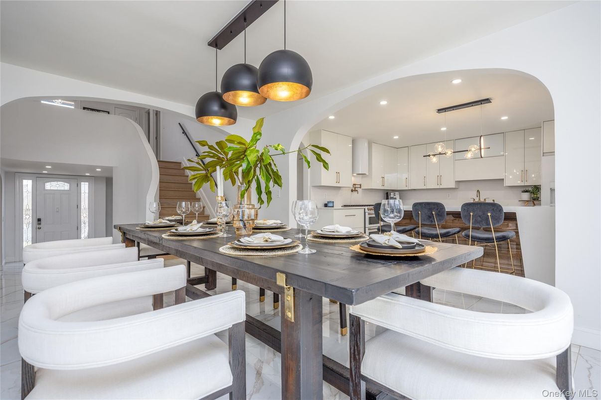 Dining room, Interior, Kitchen, Pendant Lights, Recessed Lighting