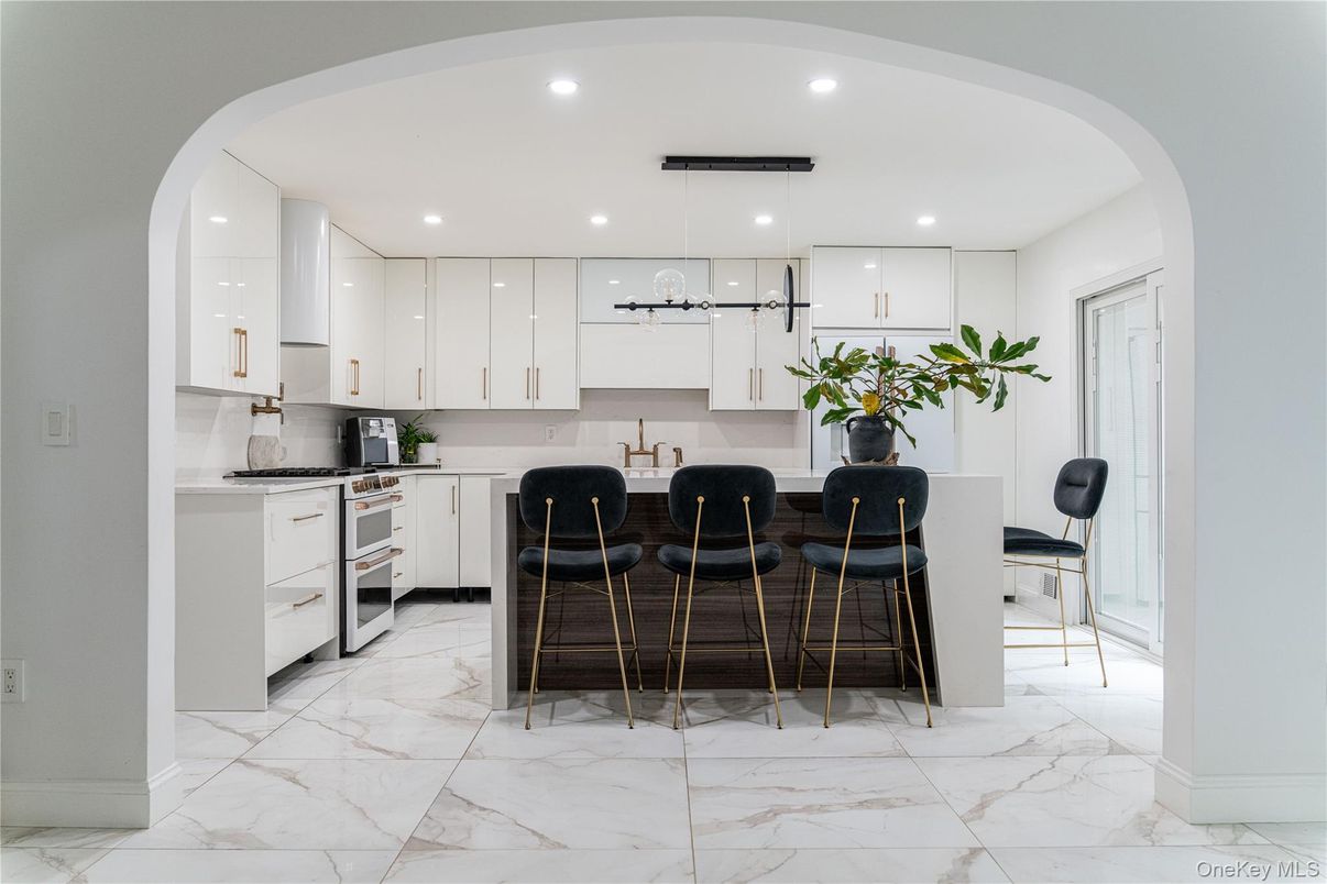 Interior, Kitchen, Marble, Recessed Lighting