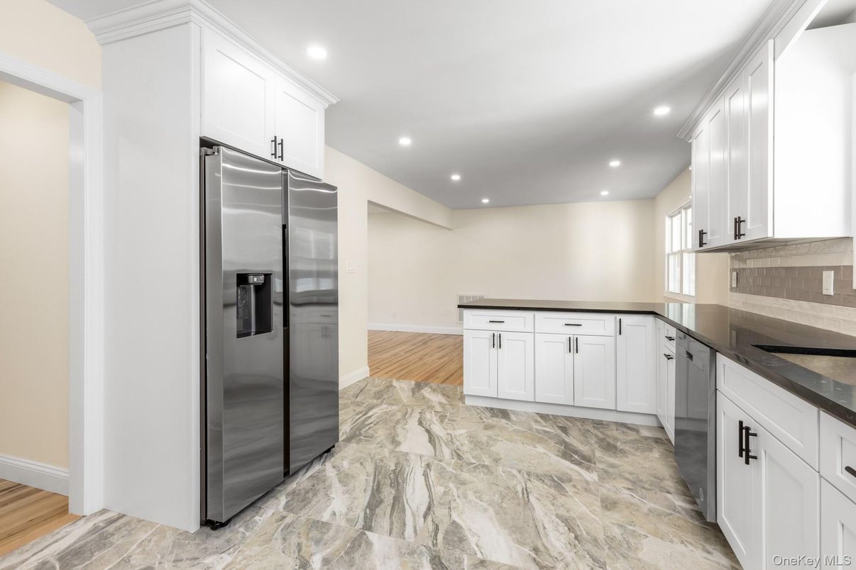 Interior, Kitchen, Marble, Recessed Lighting, Stainless Steel Appliances, Wood Texture Flooring