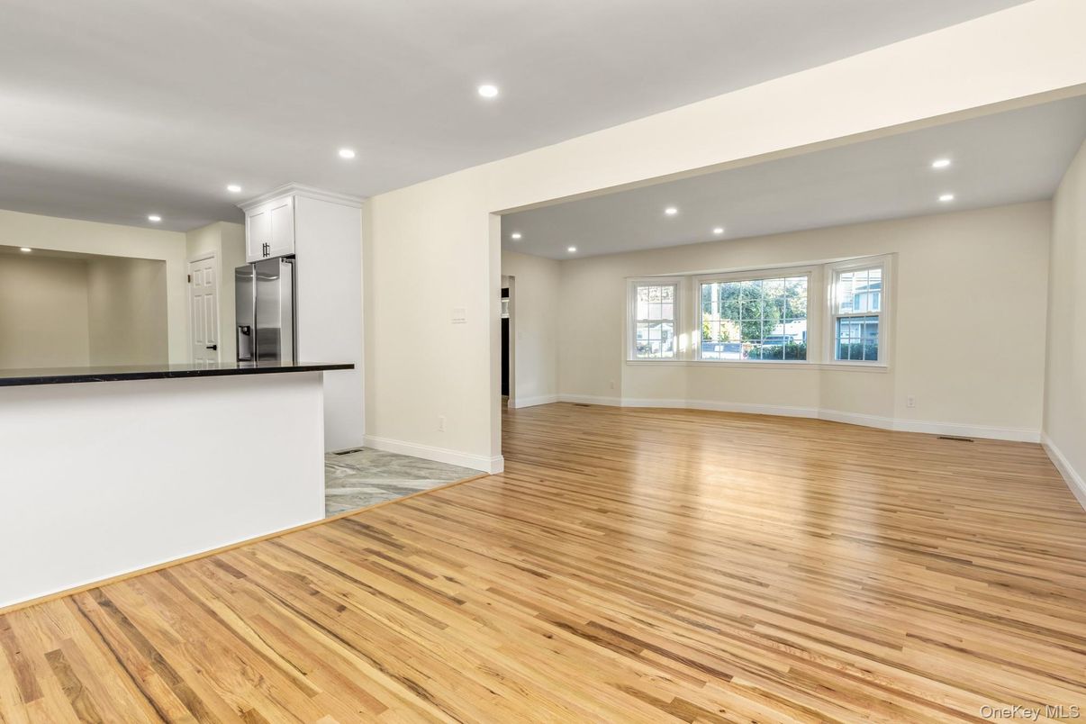 Empty room, Interior, Kitchen, Recessed Lighting, Wood Texture Flooring