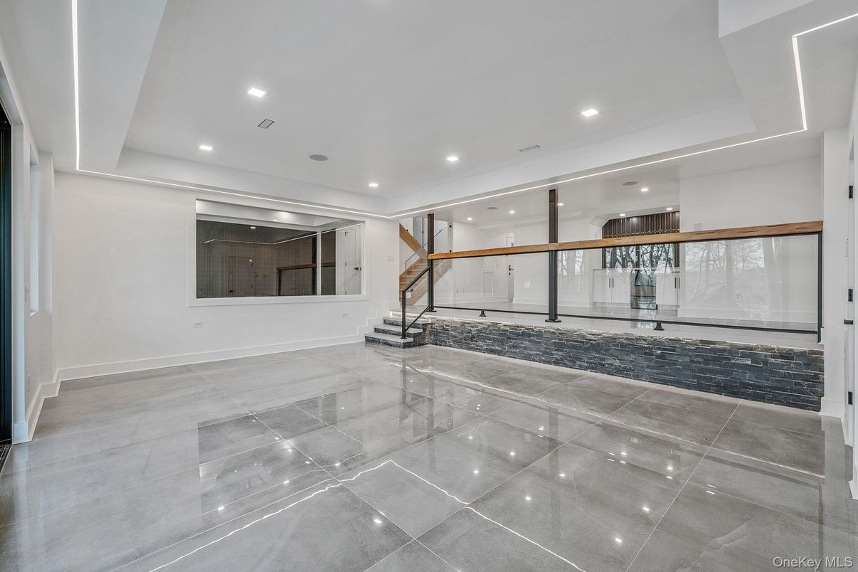 Interior, Recessed Lighting