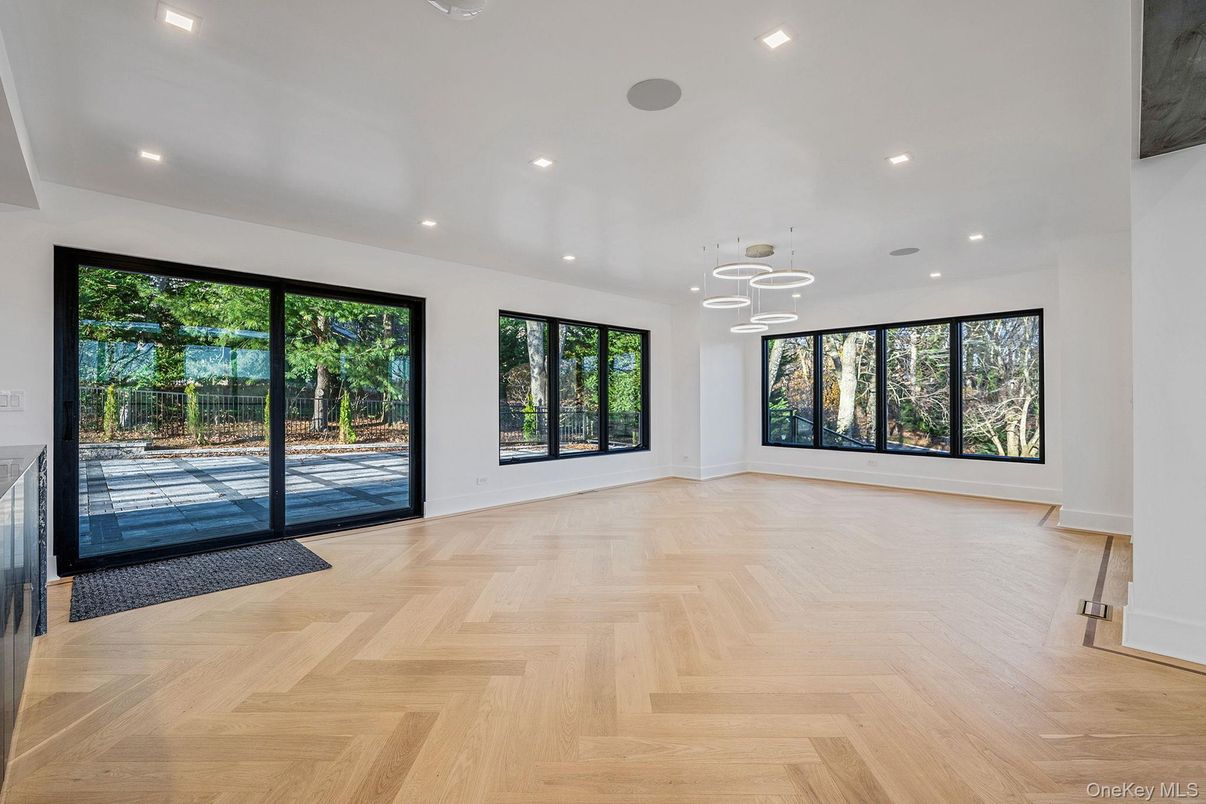Empty room, Interior, Pendant Lights, Recessed Lighting, Wood Texture Flooring