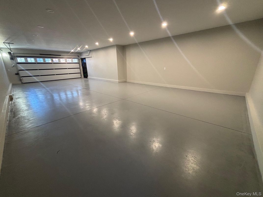 Garage, Interior, Recessed Lighting