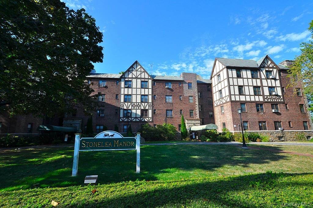 Exterior, Facade, Brick Facade, Tudor Revival