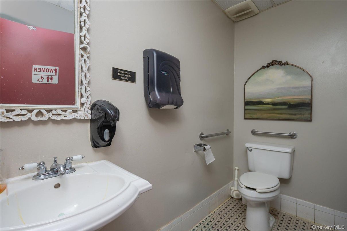 Bathroom, Interior