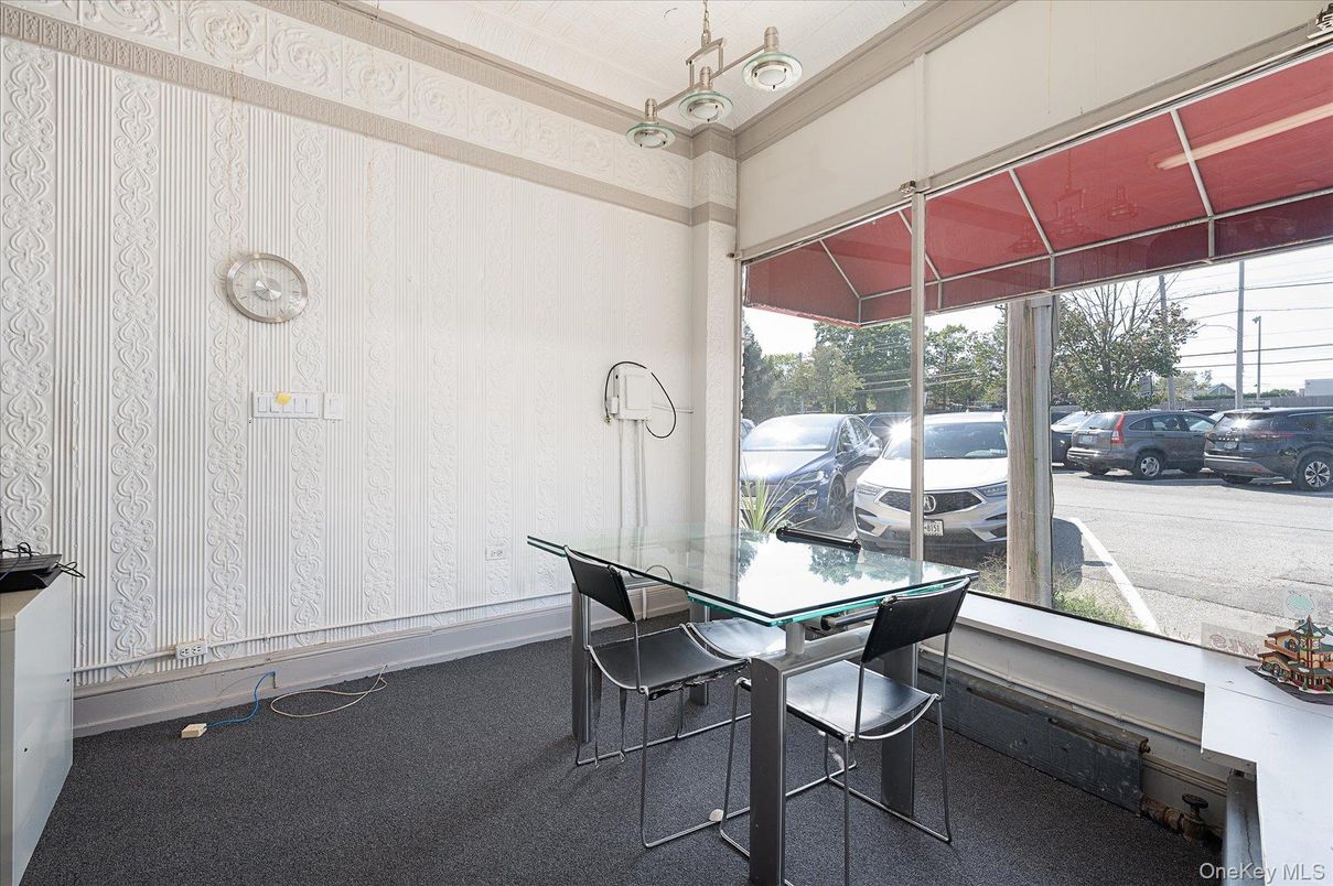 Dining room, Interior