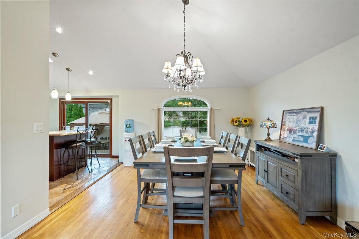 Chandelier, Dining room, Interior, Pendant Lights, Wood Texture Flooring