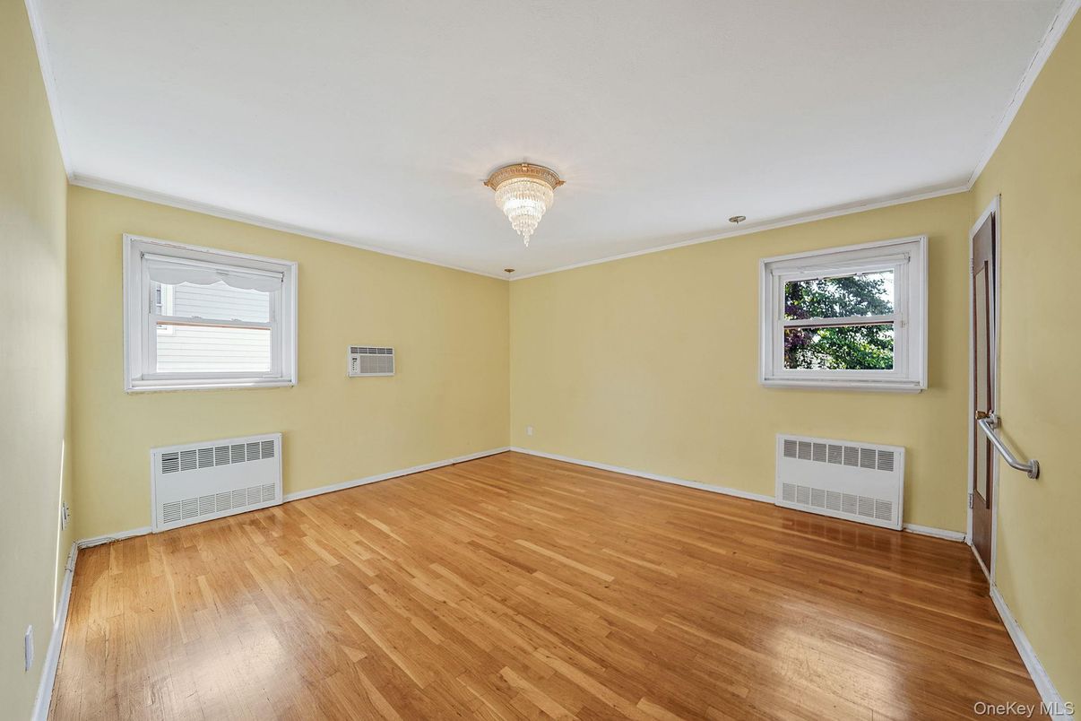 Chandelier, Empty room, Interior, Wood Texture Flooring