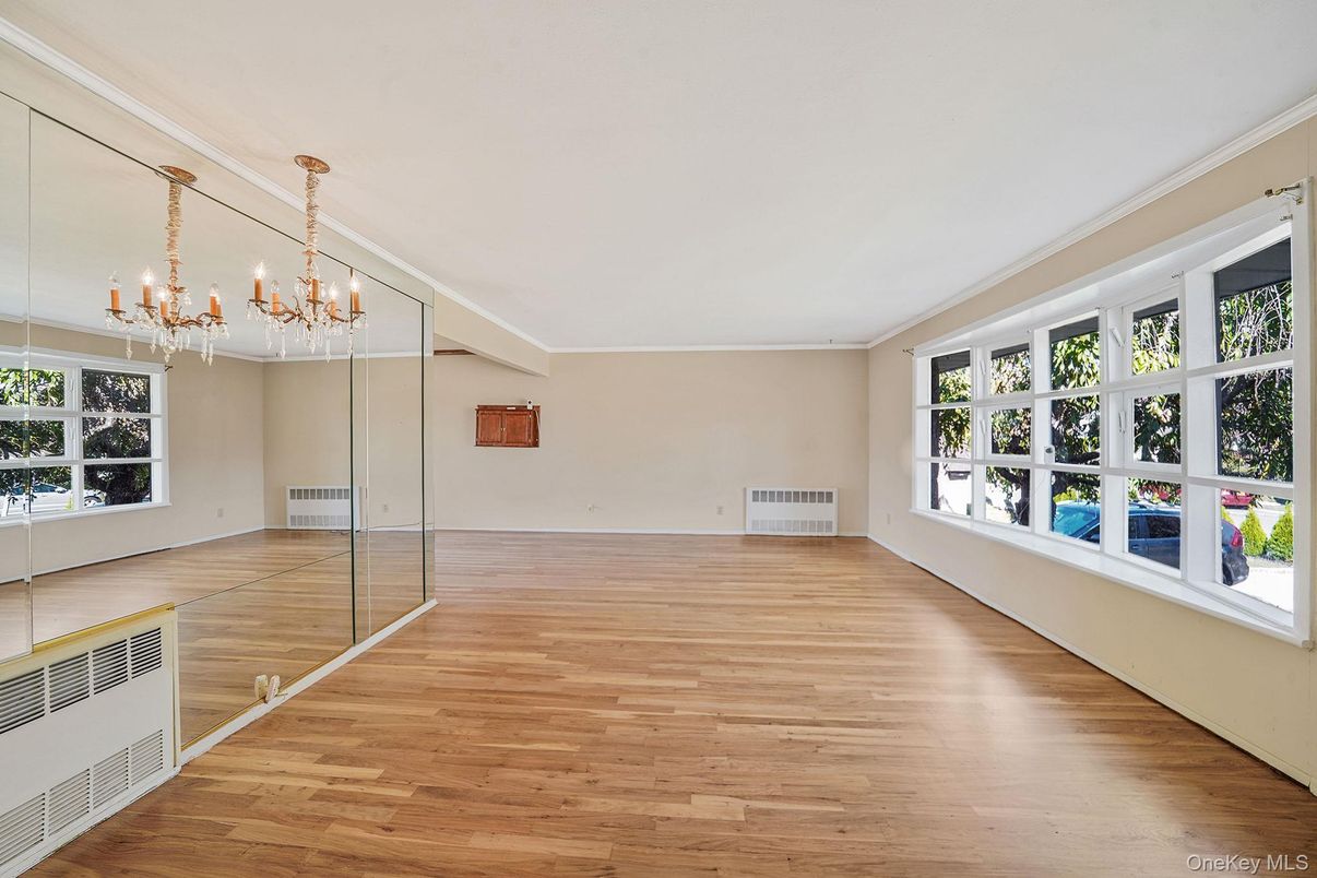 Chandelier, Empty room, Interior, Wood Texture Flooring