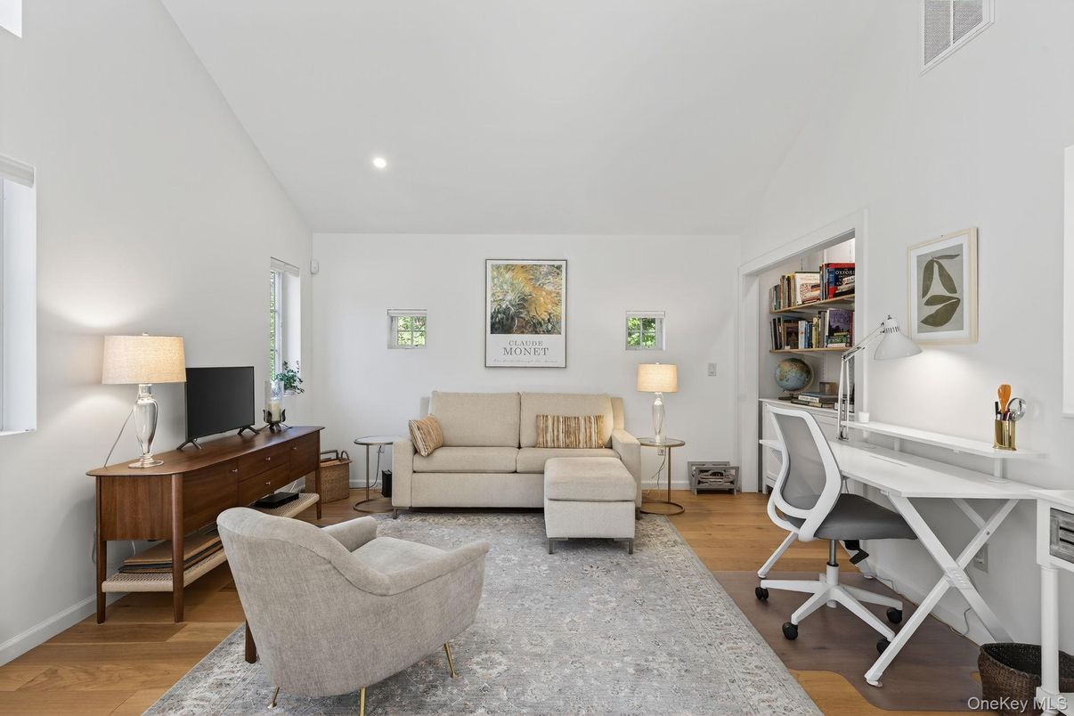 Home Office, Interior, Recessed Lighting, Wood Texture Flooring