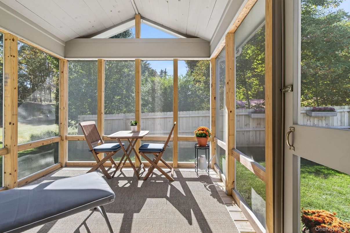 Dining room, Interior, Sun Room