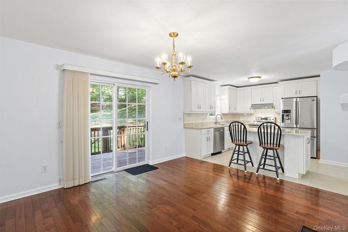 Chandelier, Interior, Kitchen, Stainless Steel Appliances, Wood Texture Flooring