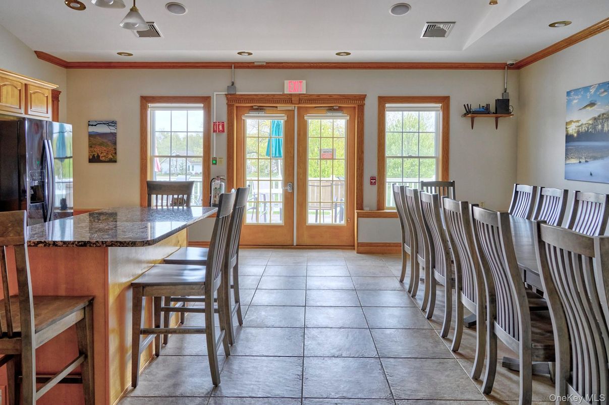 Dining room, Interior, Kitchen, Recessed Lighting