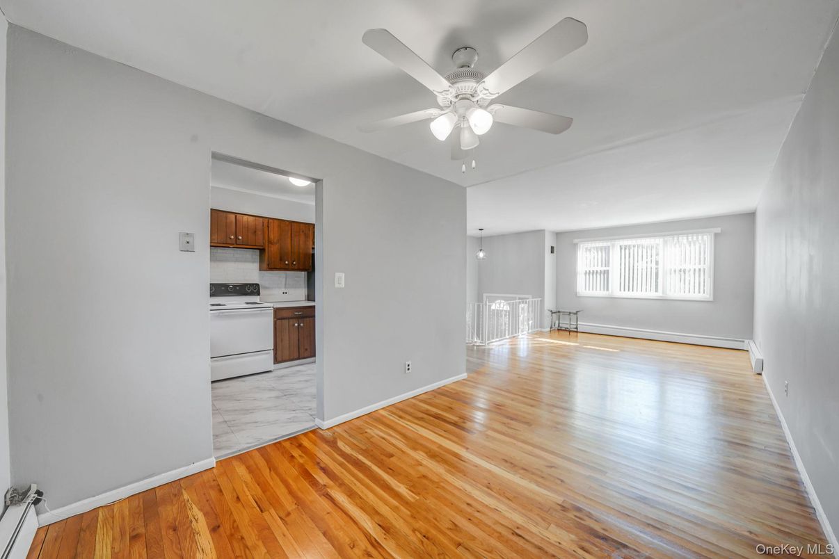Empty room, Interior, Kitchen, Wood Texture Flooring